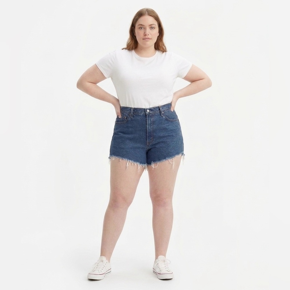 Vintage Levi Strauss' 516 Women's Plus Size Distressed Denim Cutoff Shorts - W38
